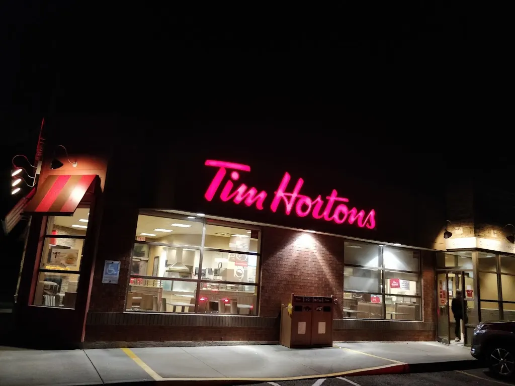 Tim Hortons storefront and interior at 360 Argyle St South, Caledonia, ON