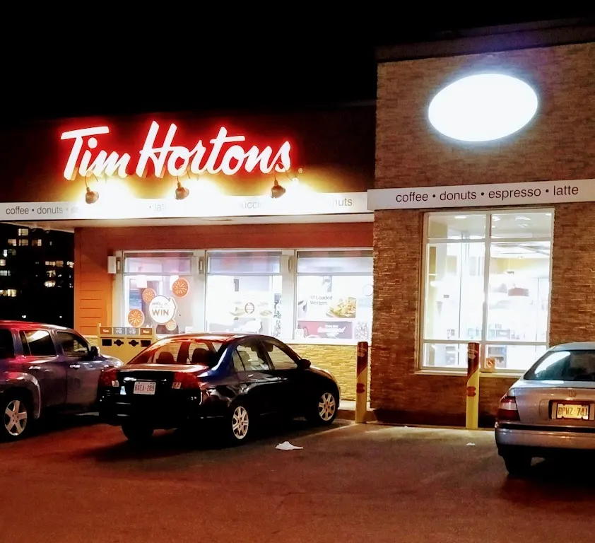 Tim Hortons storefront and interior at 209 Glenridge Ave, St Catharines, ON