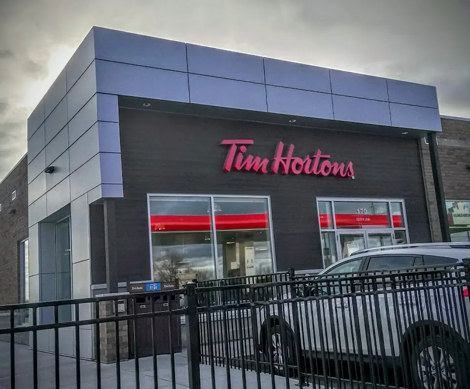 Tim Hortons storefront and interior at 170, Boulevard Industriel, Napierville, QC