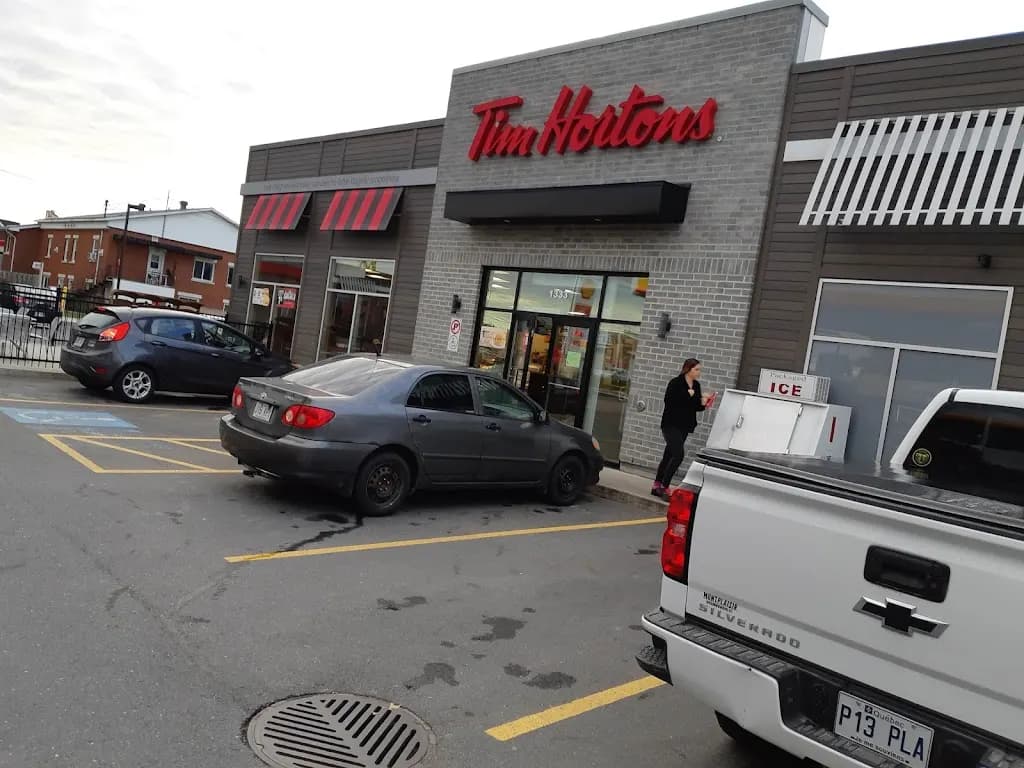Tim Hortons storefront and interior at 2 Route 249, Windsor, QC